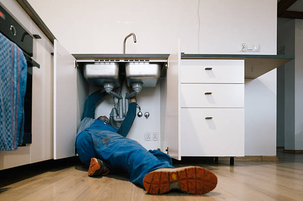 Professional Plumbing technician working in Victoria, TX